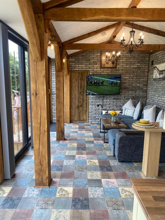 Gorestown Glamping Chalet *